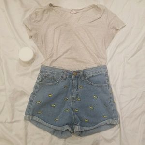 High Waisted Banana Print Denim Shorts